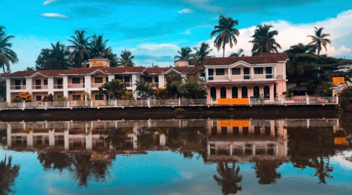 Hotel Riverside Бага Екстериор снимка